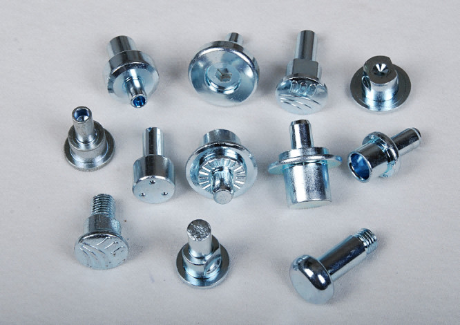 OEM 7057 6061 Pièces en aluminium à froid pour les pièces en aluminium pour les composants de haut-parleurs / barres en T / barres en U